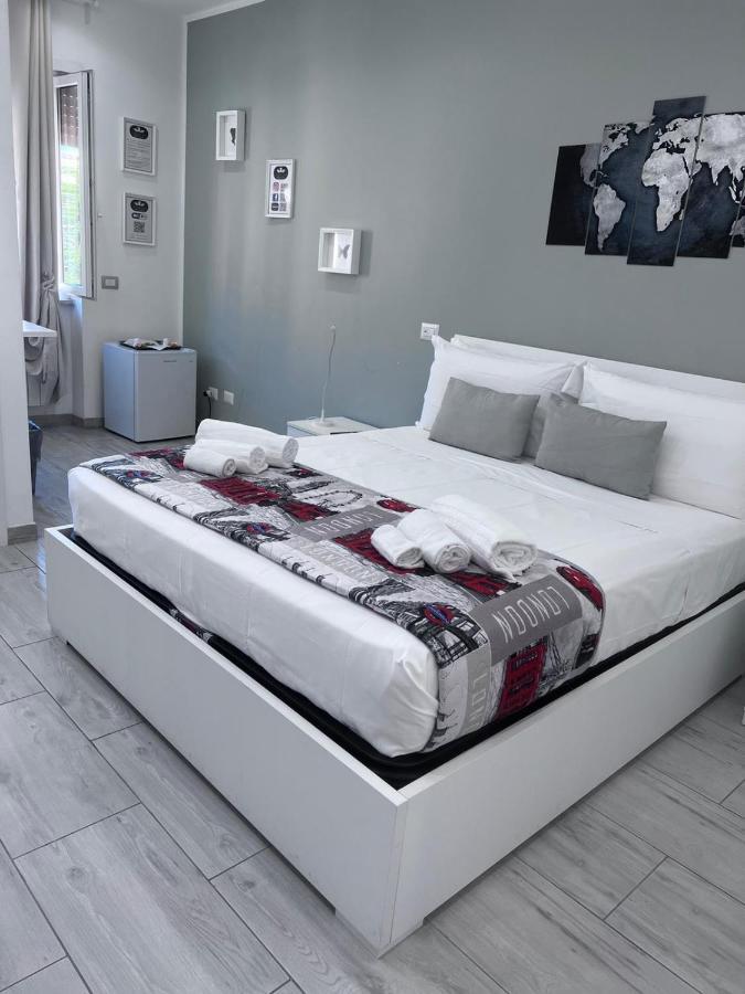 One Hundred Rooms Рим Экстерьер фото
